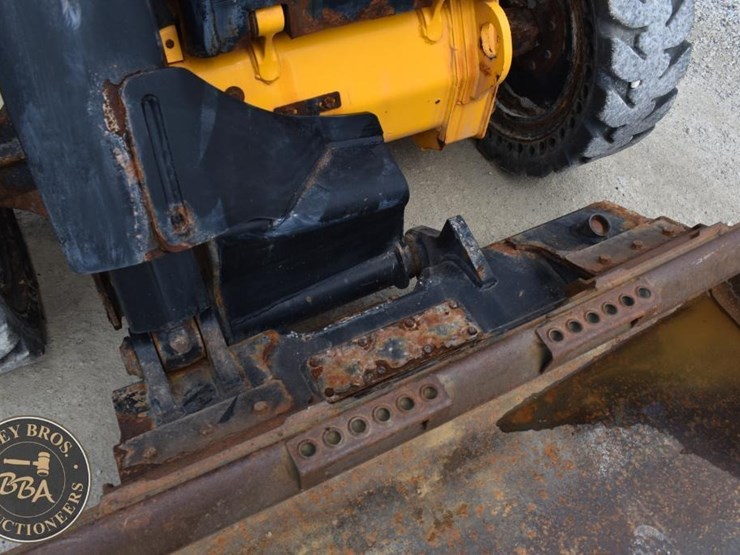 2023-jcb-270-image-17