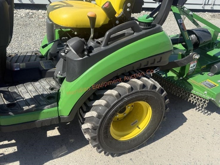 john-deere-1025r-image-17
