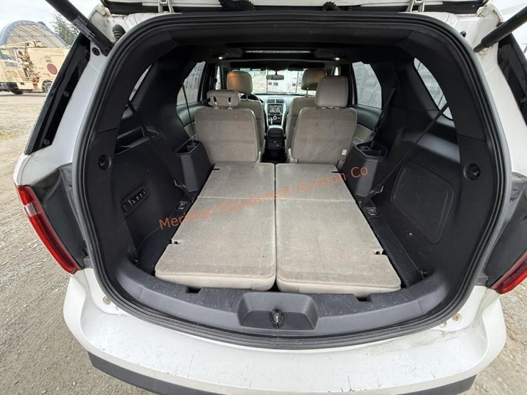 ford-explorer-limited-image-9