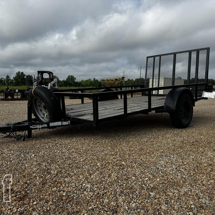 BUMPER PULL TRAILER W/ GATE
