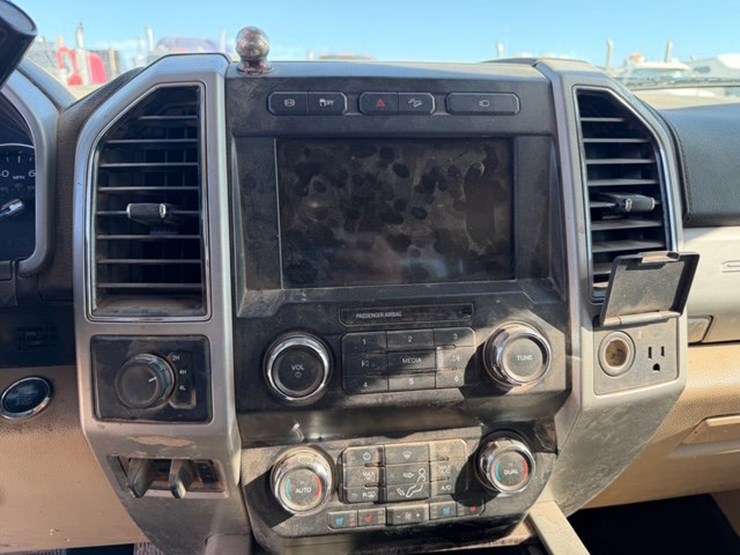 2019-ford-f350-image-11