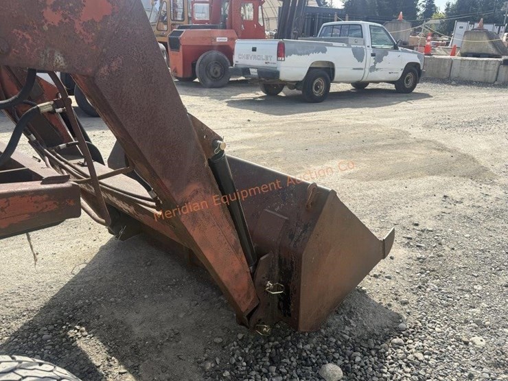 massey-ferguson-175-image-30