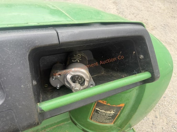 john-deere-gator-image-27