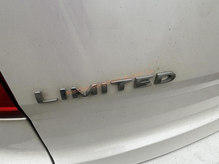 ford-explorer-limited-image-17