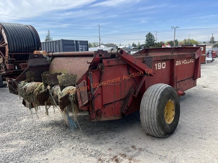 new-holland-190-image-5