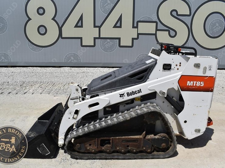 2019-bobcat-mt85-image-3
