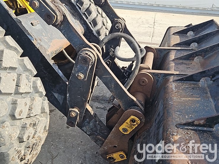 caterpillar-it28g-image-13