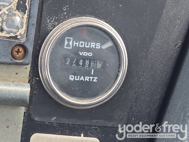 2010-deere-310sj-image-65