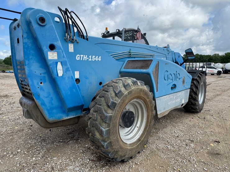 2014-genie-gth1544-image-6