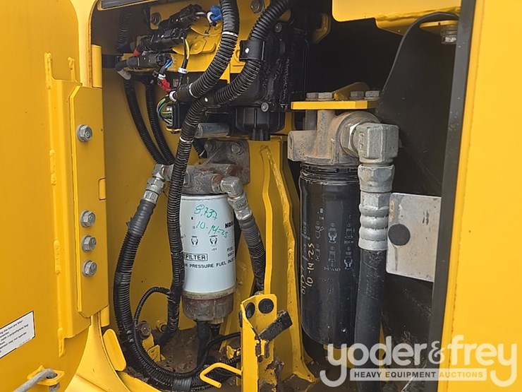 2019-komatsu-d65px-18-image-37