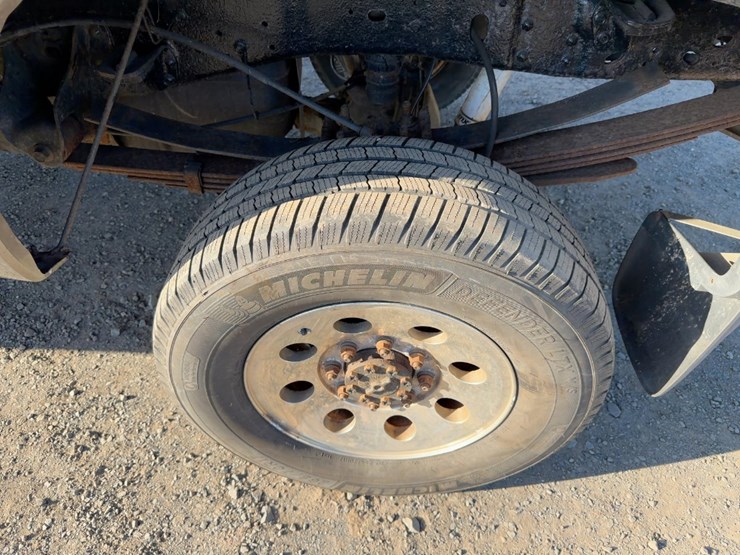 2005-ford-f350-xl-image-10