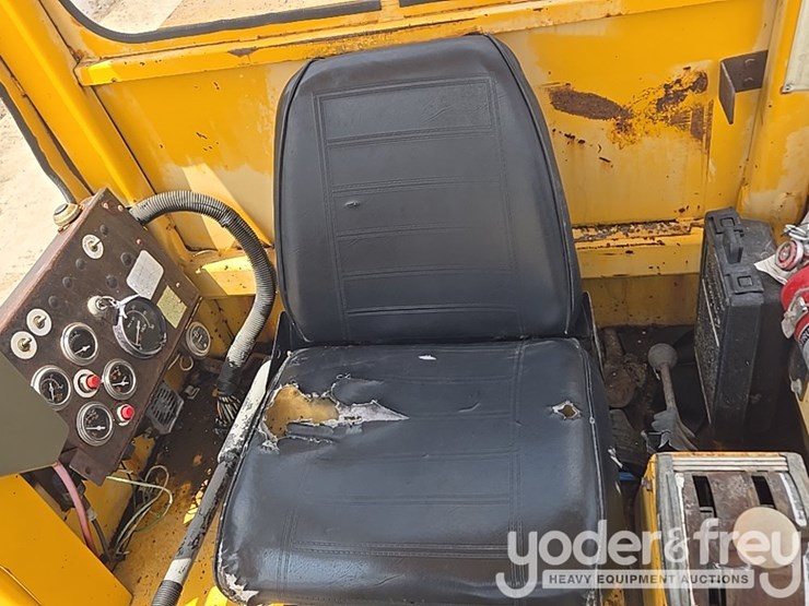 2000-champion-c80a-image-41