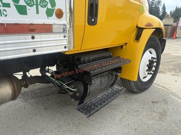 2012-international-4000-image-34