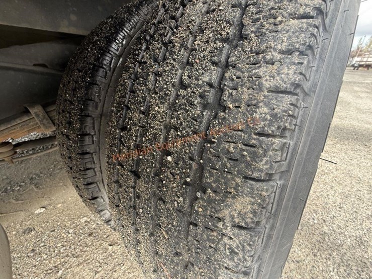 2010-ford-e450-image-22