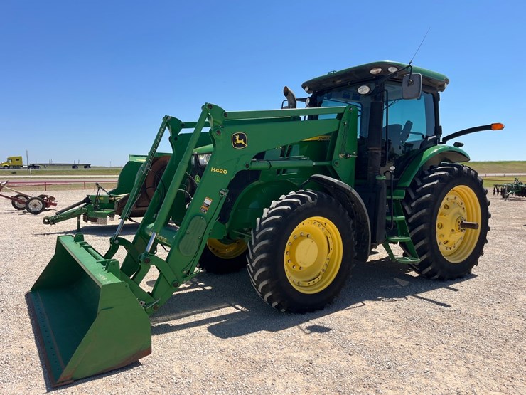 2011-john-deere-7200r-image-1