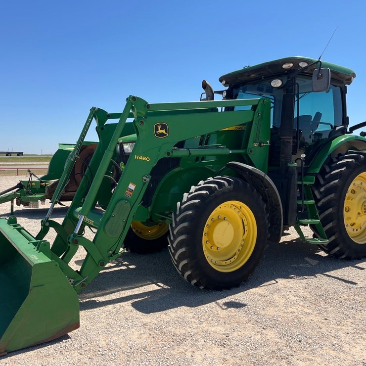 2011 JOHN DEERE 7200R