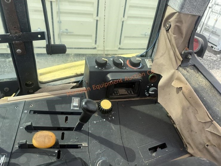 john-deere-6300-image-27