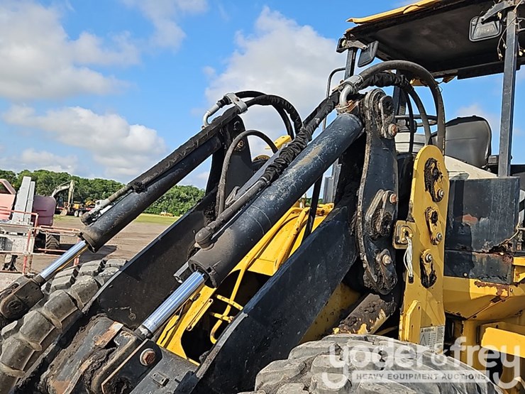 caterpillar-it28g-image-16