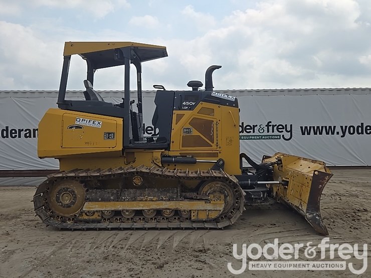 2019-deere-450k-lgp-image-6