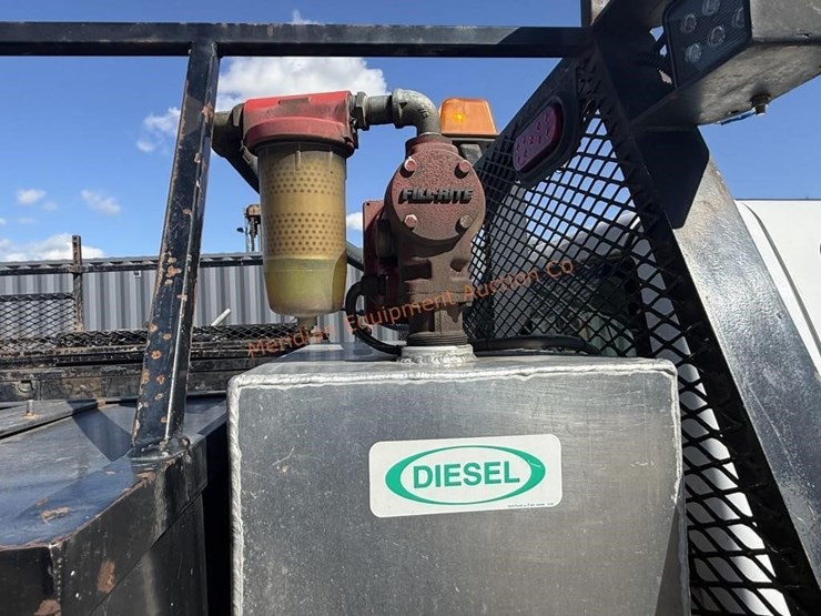 2005-chevrolet-silverado-3500-image-23