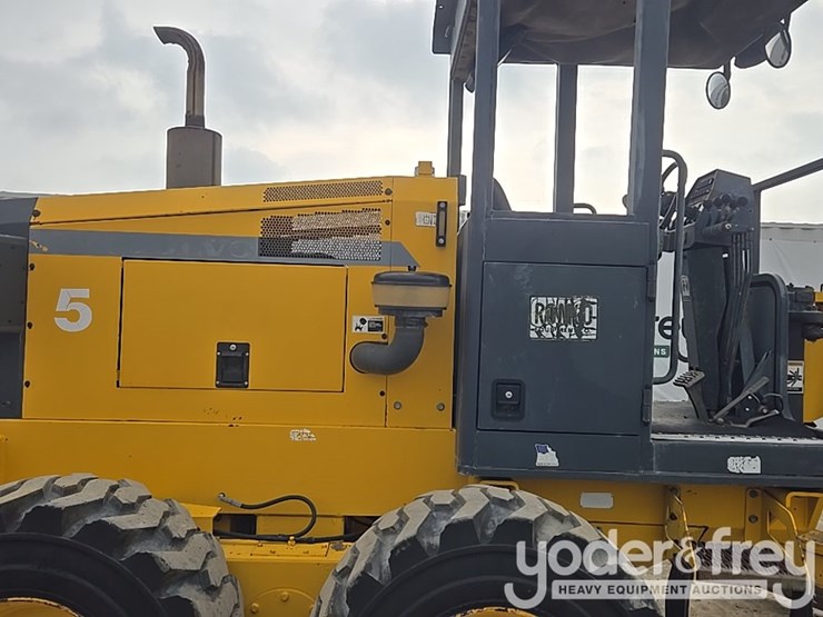 2004-volvo-g80-image-35