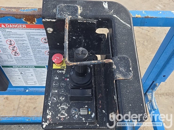 2015-genie-gs3369rt-image-25