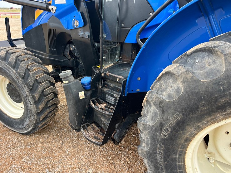 new-holland-workmaster-120-image-12