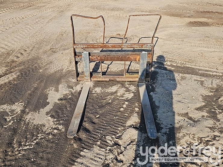 fork-and-frame-to-suit-skidsteer-image-4