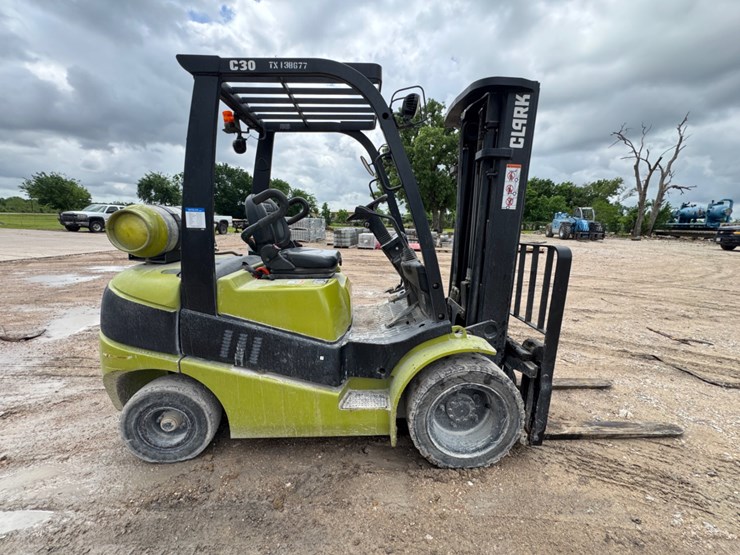 clark-c30l-image-2