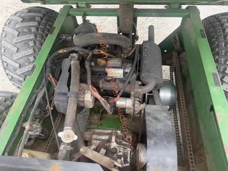 john-deere-gator-image-23