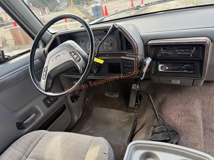 1987-ford-f250-xlt-lariat-image-21