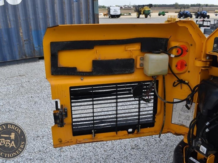 2020-jcb-3ts-8t-image-17