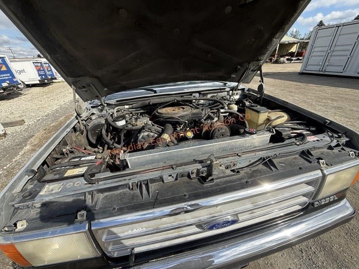 1987-ford-f250-xlt-lariat-image-13