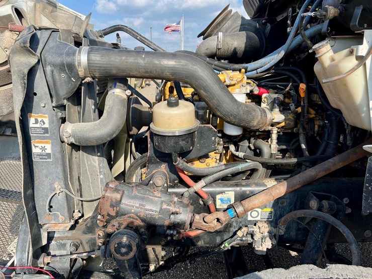 2006-kenworth-t300-image-7