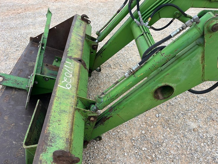 john-deere-148-image-2
