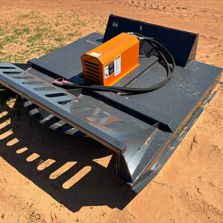 #T8499 • Wolverine SS Brush Cutter