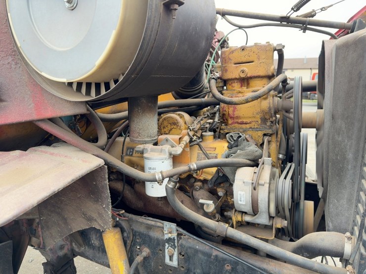 1970-ford-8000-image-9