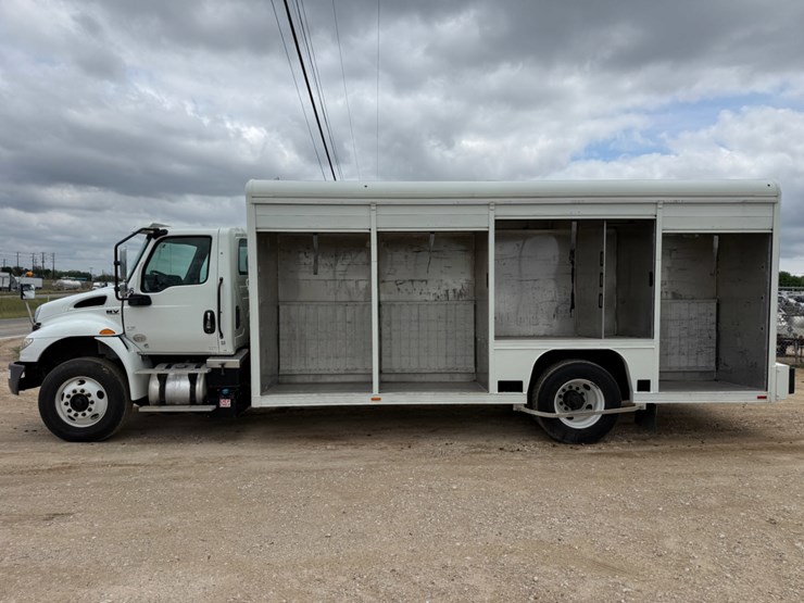 2020-international-mv607-image-7