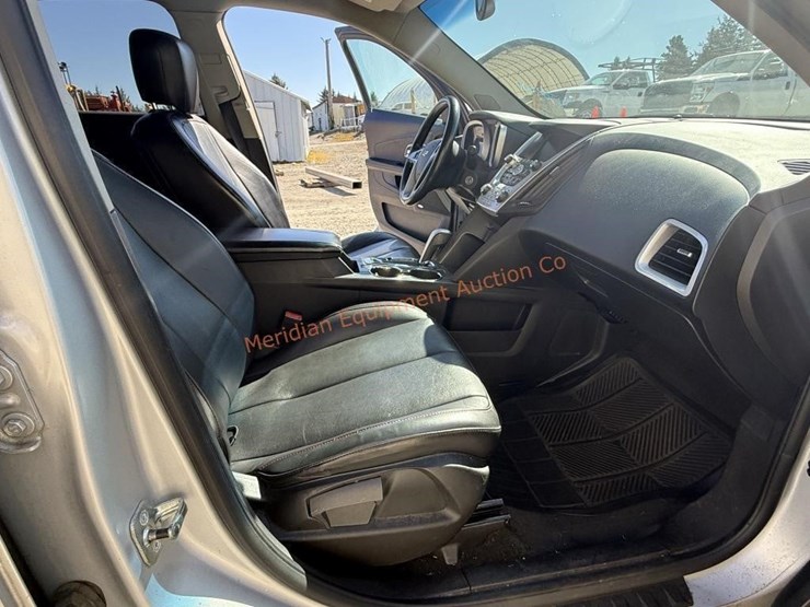 2010-chevrolet-equinox-lt-image-29