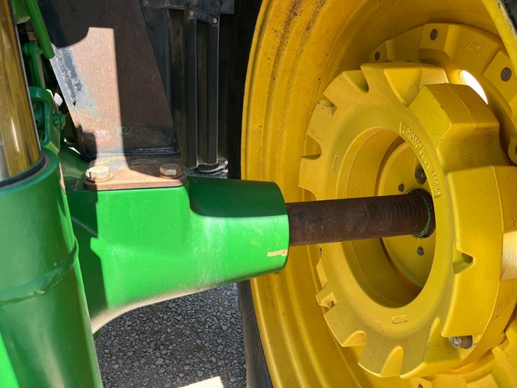 2011-john-deere-7200r-image-17