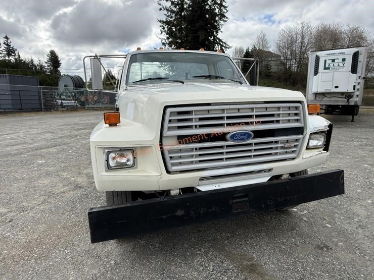 1985-ford-f600-image-10