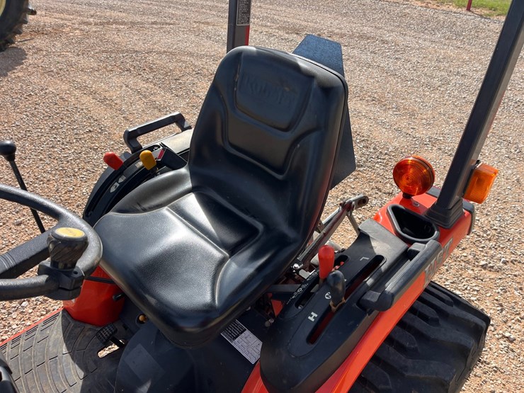 2015-kubota-b2320-image-11