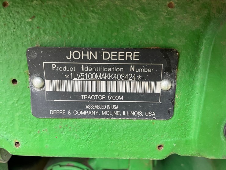 2019-john-deere-5100m-image-24