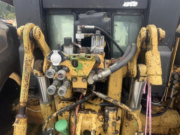 john-deere-6300-image-8