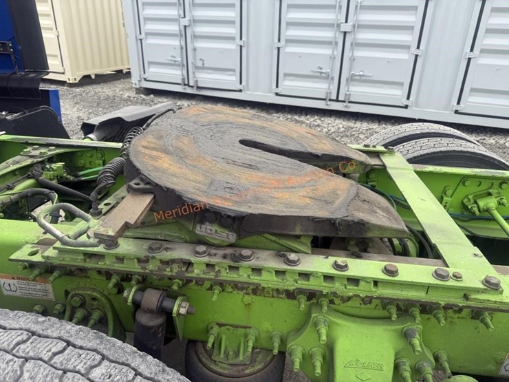 2020-freightliner-cascadia-113-image-17