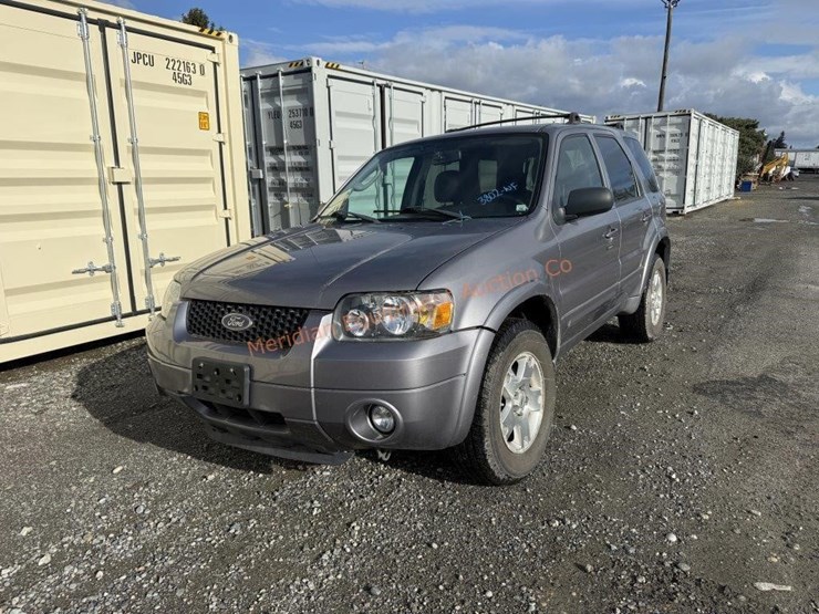 2007-ford-escape-image-1