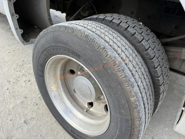 2004-ford-f450-lariat-image-13