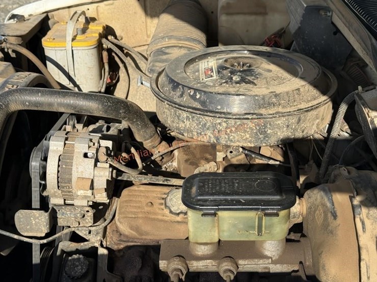 1989-chevrolet-2500-image-18