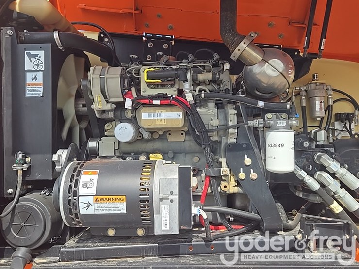 2016-jlg-800aj-image-53