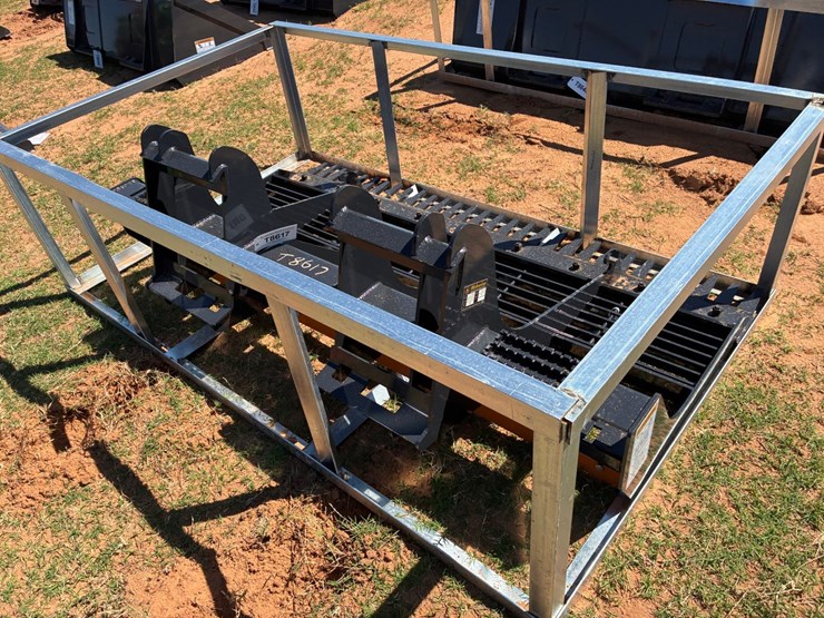 #t8617-•-wolverine-ss-land-leveler-image-2